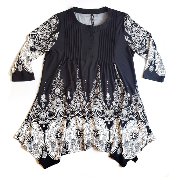 🚫SOLD🚫 White Mark Dulce Tunic Top Plus Size 2X - Picture 2 of 10